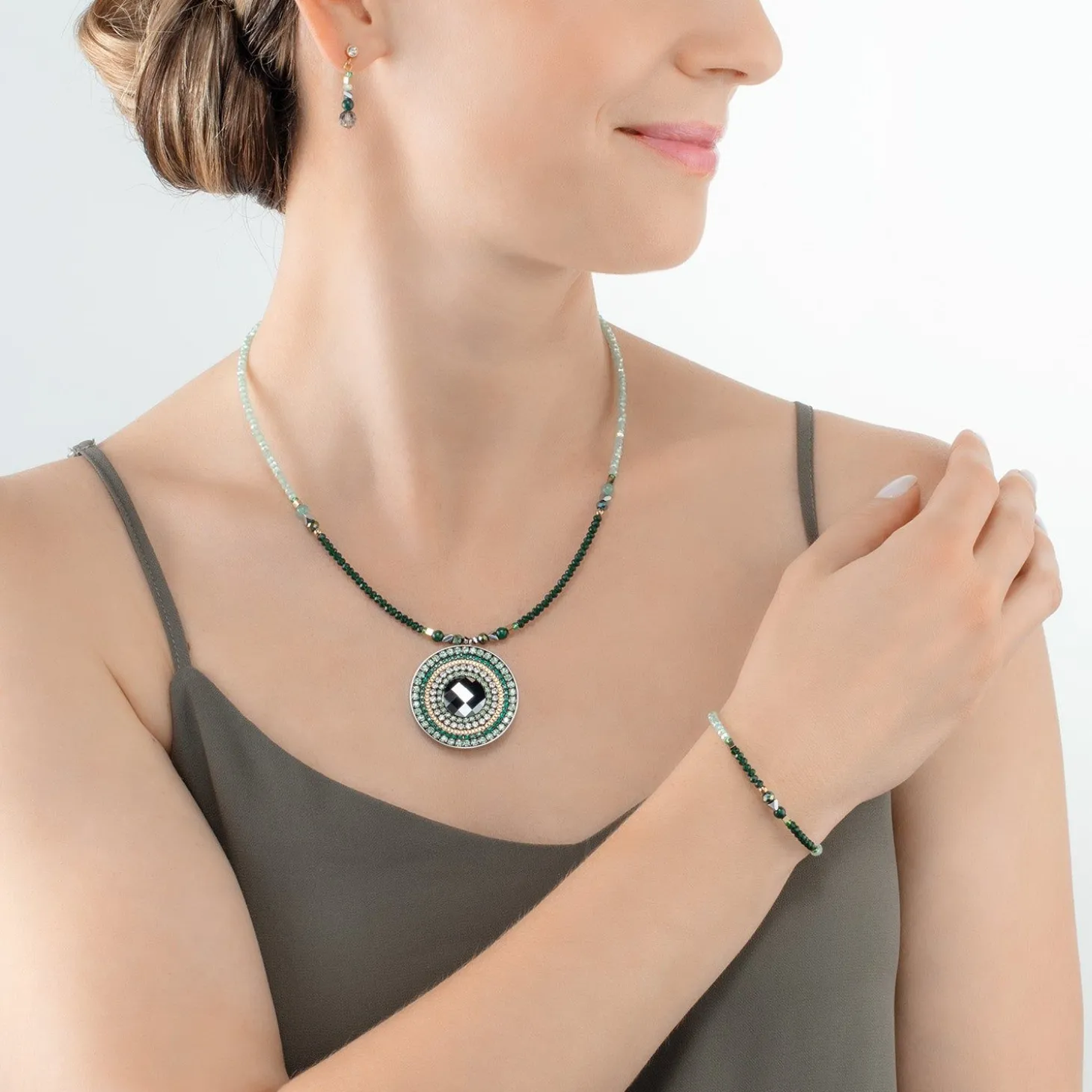 COEUR DE LION Echter Stein-Armband Amulett Glamouröses Grüngold
