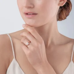 COEUR DE LION Kristallringe-Brillanter quadratischer großer Ring aus Roségold-Kristall